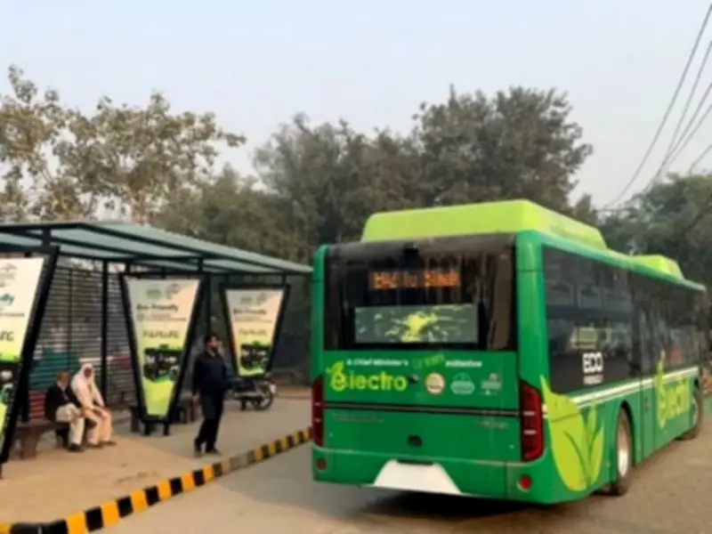 Punjab Launches Electric Green Bus Service in Khanewal