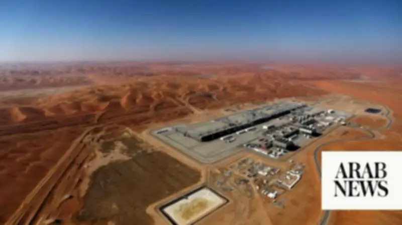Saudi Arabia Considers Expanding East-West Pipeline to Bypass Hormuz