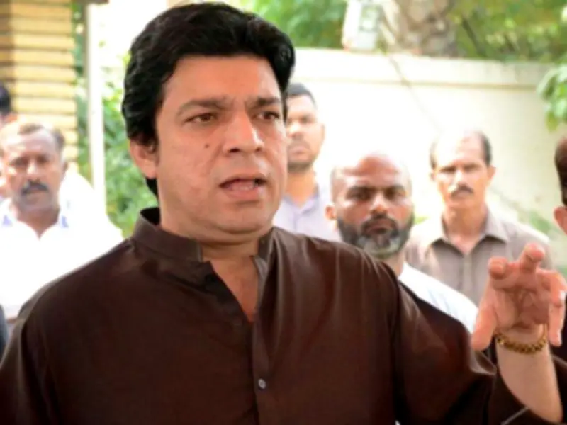 Senator Vawda Demands Dar's Resignation Over Alleged Family Scandal