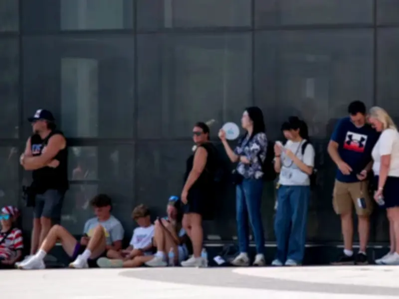 US East Coast Braces for Record-Breaking Heat Wave Through July 4 Holiday