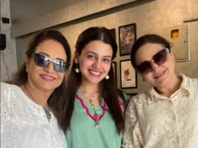 Zara Noor Abbas' Family Mango Chat Turns Into Hilarious Troll Roast