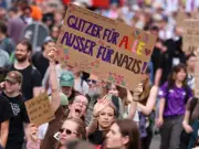Thousands Protest AfD Conference in Erfurt, Party Re-elects Leaders